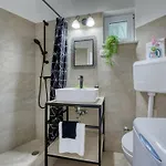 Nika By Interhome