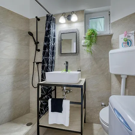 Nika By Interhome